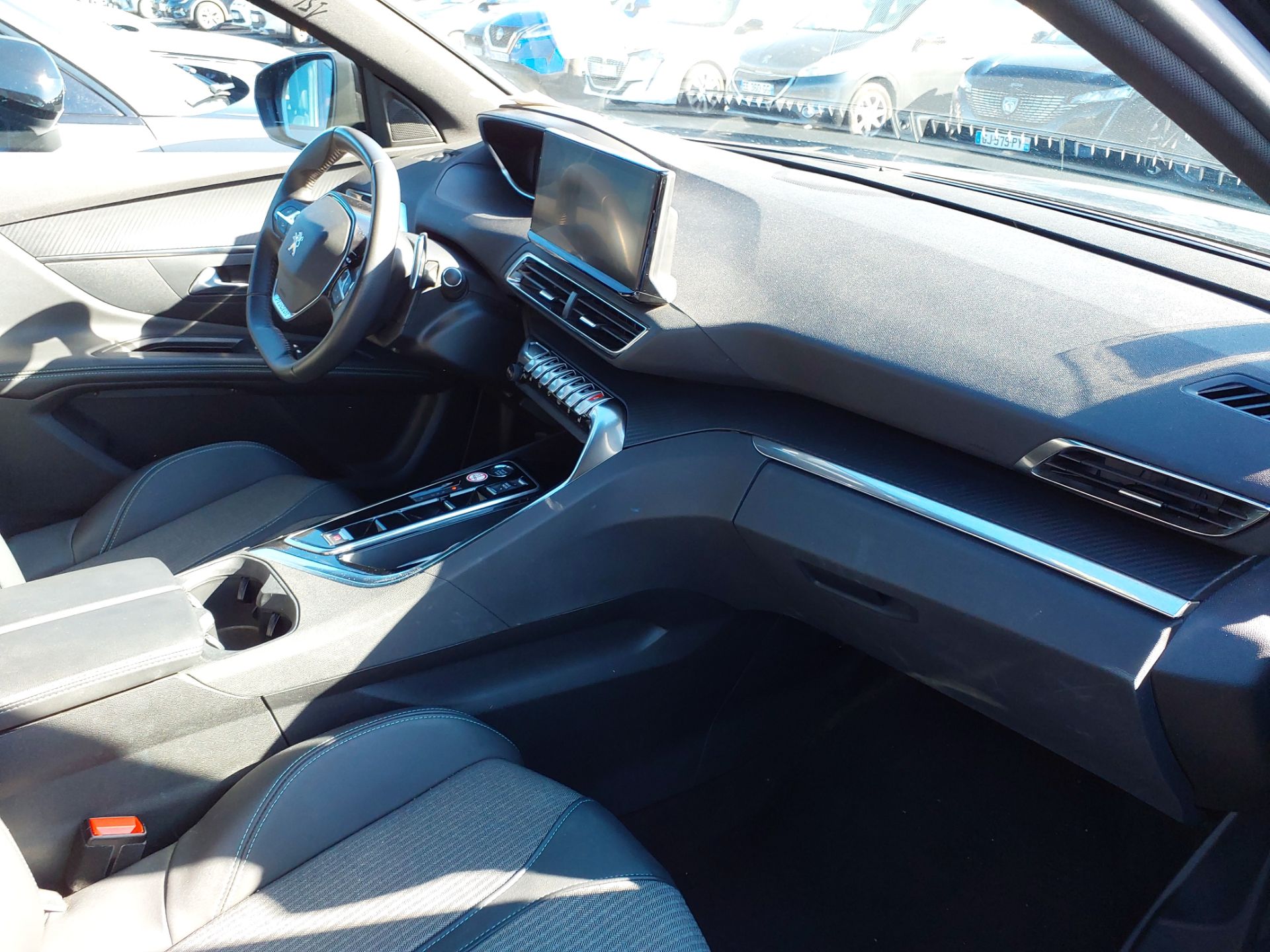 PEUGEOT 3008 Hybrid 136 e-DCS6 Allure Pack 2024