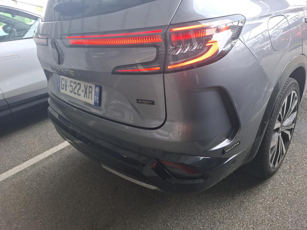 RENAULT ESPACE VI E-Tech hybrid 200 Iconic 2024