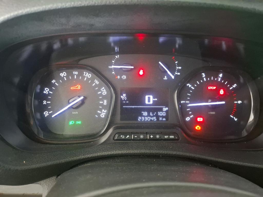 PEUGEOT EXPERT FOURGON FGN TOLE LONG 2.0 BLUEHDI 120 S&S BVM6 PREMIUM 2020