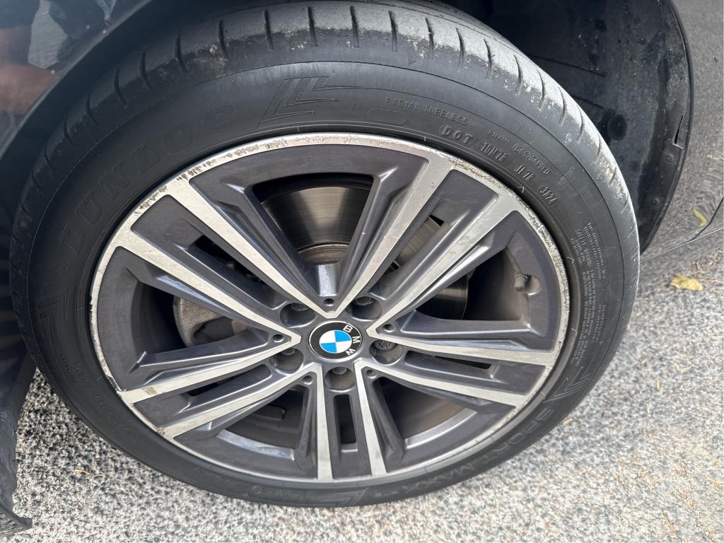 BMW SERIE 1 F40 116d 116 ch DKG7 Business Design 2021