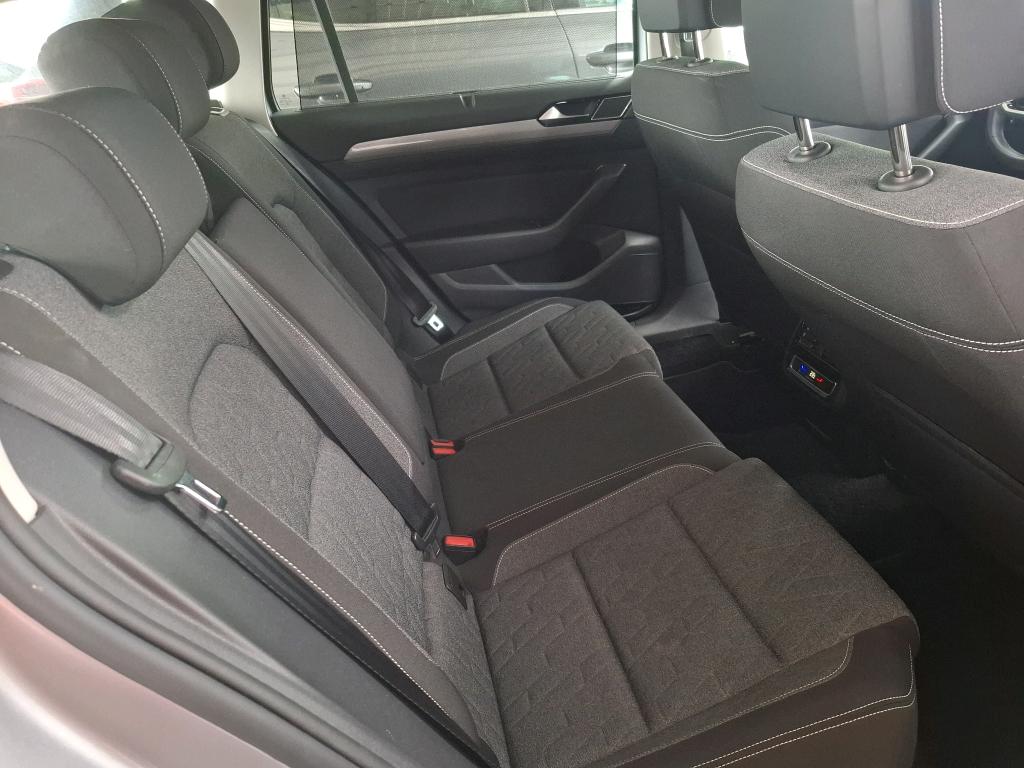 VOLKSWAGEN PASSAT SW 1.5 TSI ACT OPF 150 DSG7 Business 2022