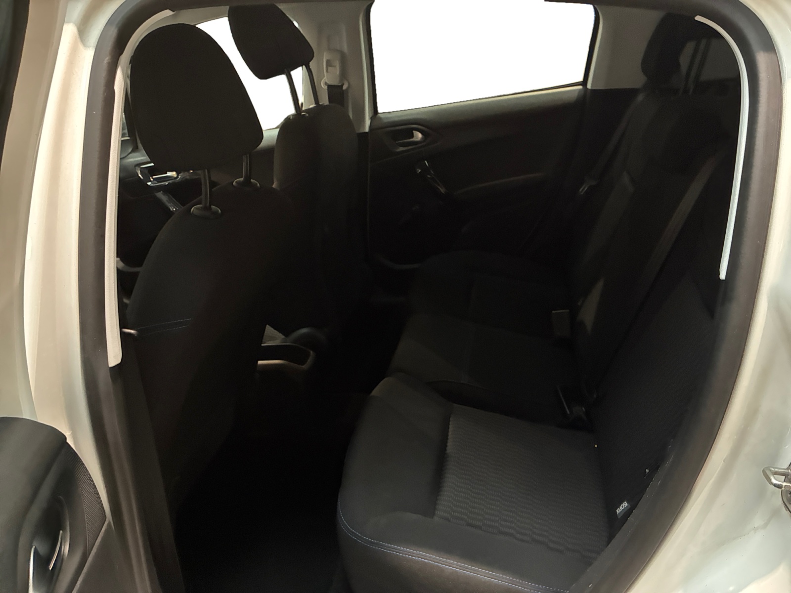 PEUGEOT 208 Style PureTech 82 BVM5 5 ptes 2018