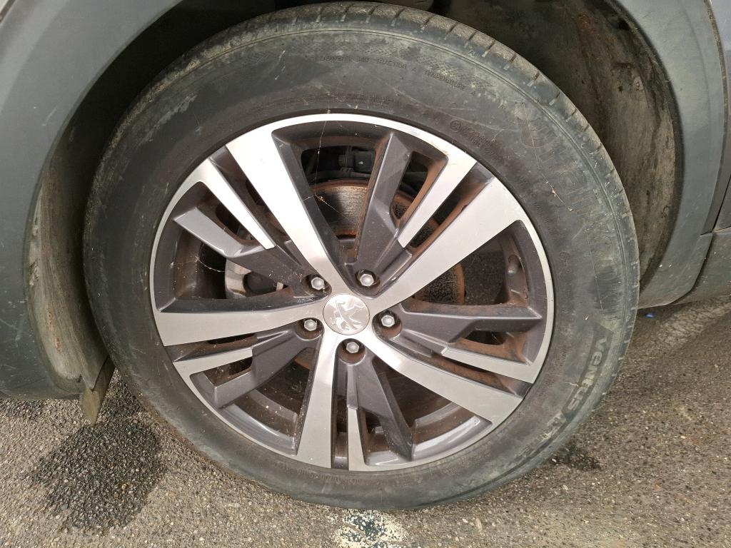 PEUGEOT 5008 BlueHDi 130ch S&S EAT8 Allure Pack 2022