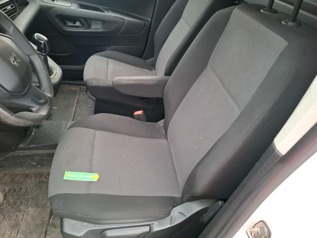 PEUGEOT PARTNER FGN FOURGON STANDARD 1000 KG BLUEHDI 100 BVM5 PREMIUM 2019