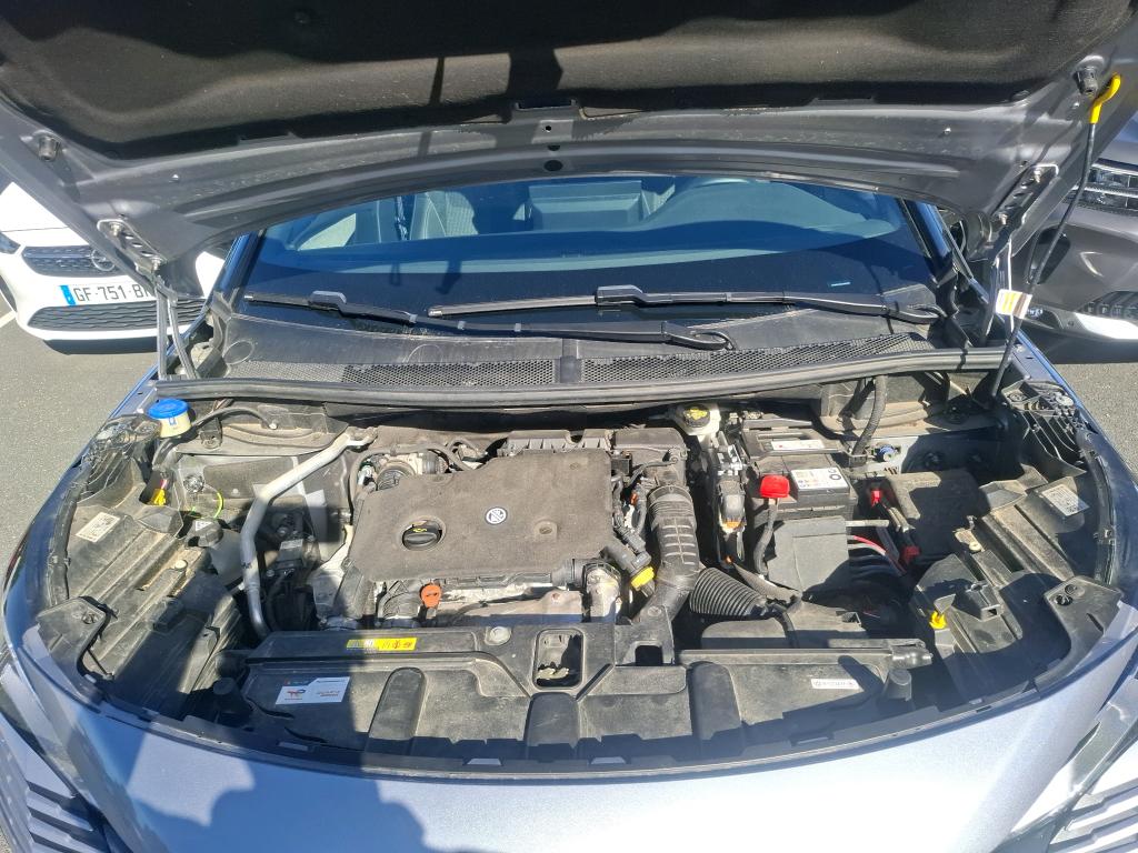 PEUGEOT 5008 BlueHDi 130ch S&S EAT8 GT 2024