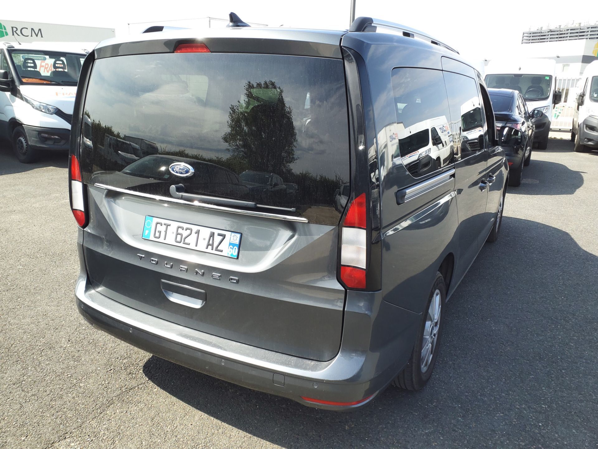 FORD Grand Tourneo 2,0 ECOBLUE 102 CV BVM TITANIUM 2023