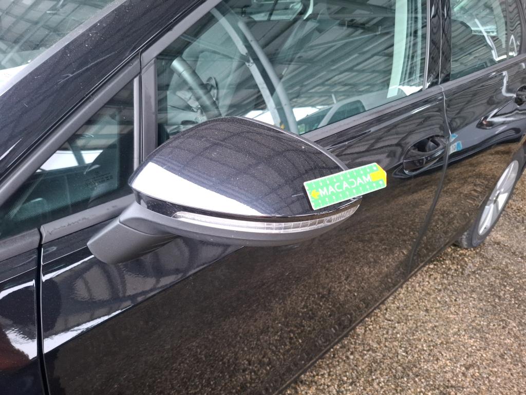 VOLKSWAGEN GOLF 2.0 TDI SCR 150 DSG7 Life Business 2022