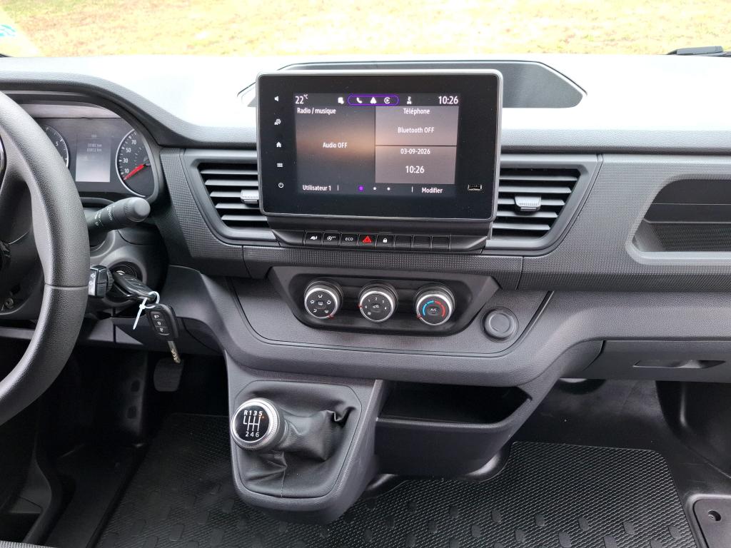 RENAULT TRAFIC FOURGON FGN L1H1 2800 KG BLUE DCI 130 CONFORT 2023