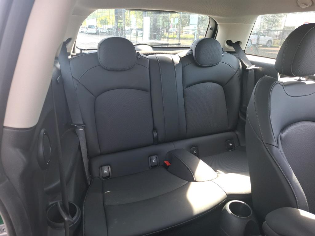 MINI HATCH 3 Portes Cooper SE 184 ch Essential 2023