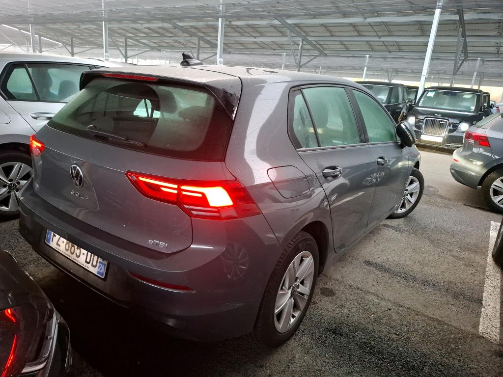 VOLKSWAGEN GOLF 1.0 eTSI OPF 110 DSG7 Life Business 2021