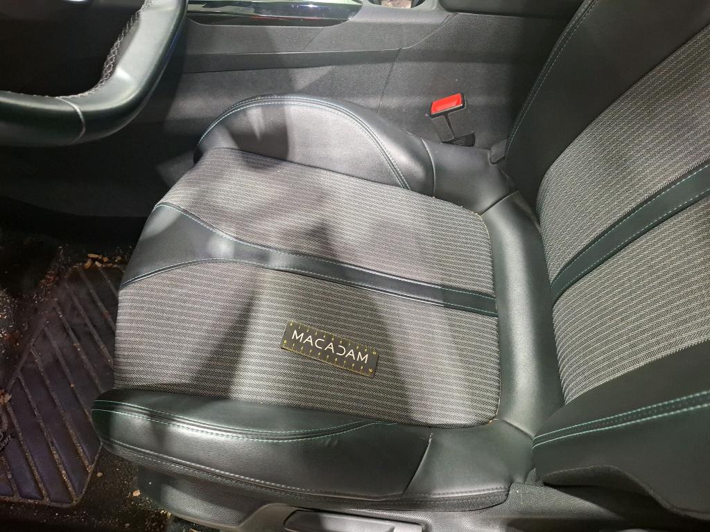 PEUGEOT 3008 BlueHDi 130ch S&S EAT8 Allure Pack 2021