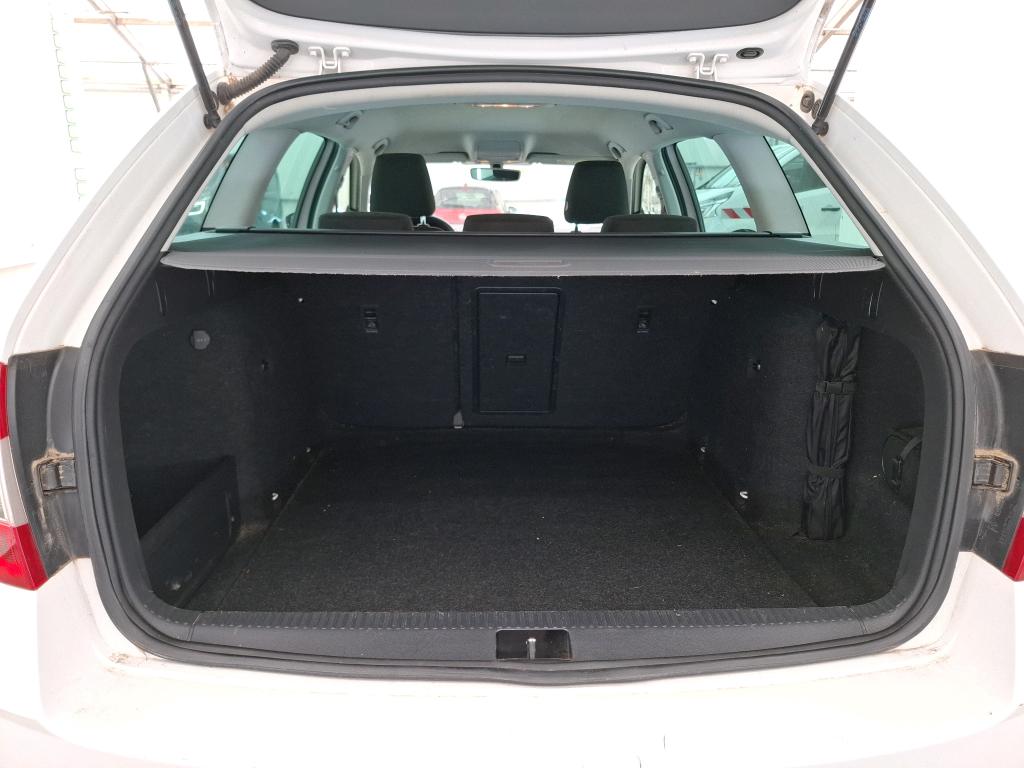 SKODA OCTAVIA COMBI 1.6 TDI 116 ch SCR FAP DSG7 Business 2019