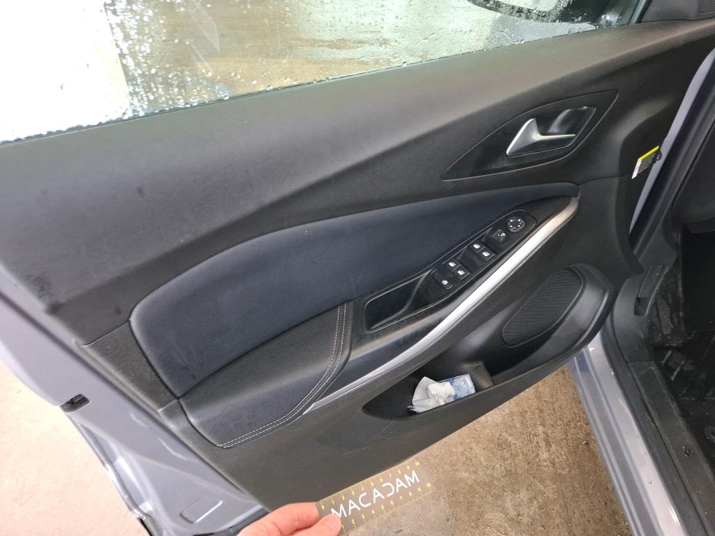 OPEL GRANDLAND 1.5 Diesel 130 ch BVA8 Elegance Business 2022