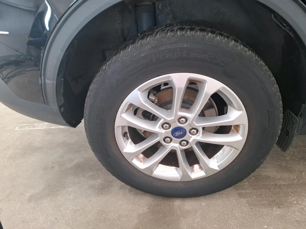 FORD KUGA 2.5 Duratec 190 ch FHEV Powershift Titanium 2021