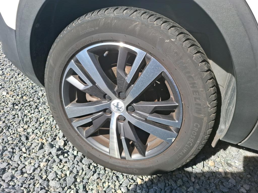 PEUGEOT 5008 BlueHDi 130ch S&S EAT8 Allure Pack 2023