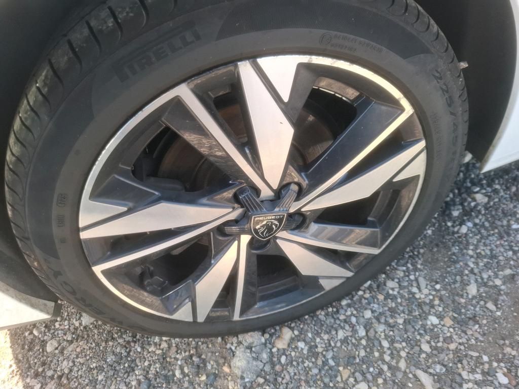 PEUGEOT 308 SW PHEV 180 e-EAT8 Active Pack 2023