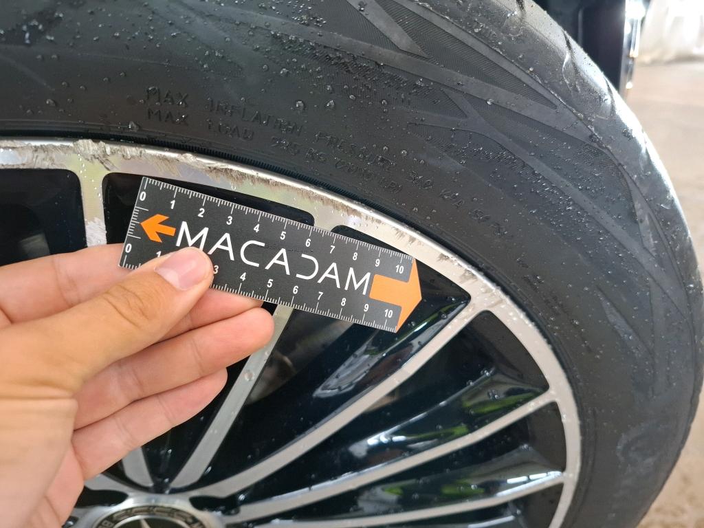 MERCEDES GLC COUPE 300 e 9G-Tronic 4Matic AMG Line 2023