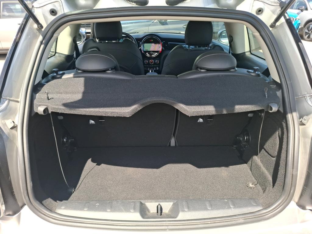 MINI HATCH 3 Portes Cooper 136 ch BVA7 Edition Camden 2023