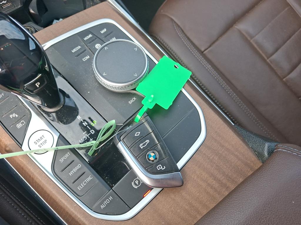 BMW SERIE 3 TOURING G21 330e 292 ch BVA8 Luxury 2021