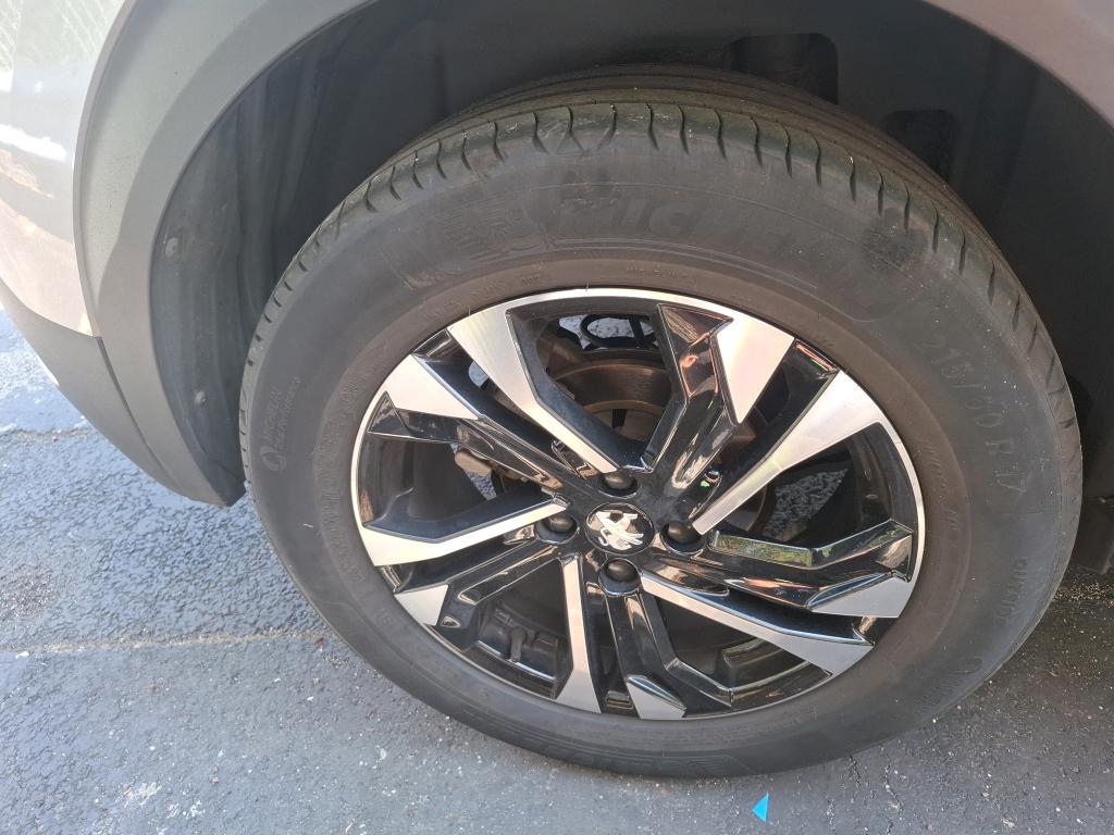 PEUGEOT 2008 BlueHDi 130 S&S EAT8 Allure 2022