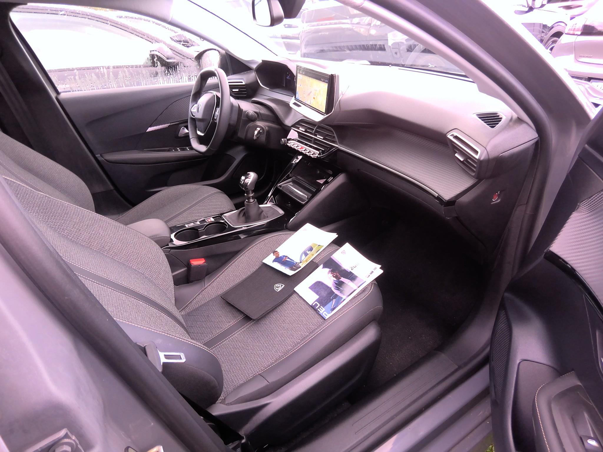 PEUGEOT 208 PureTech 100 S&S BVM6 2025