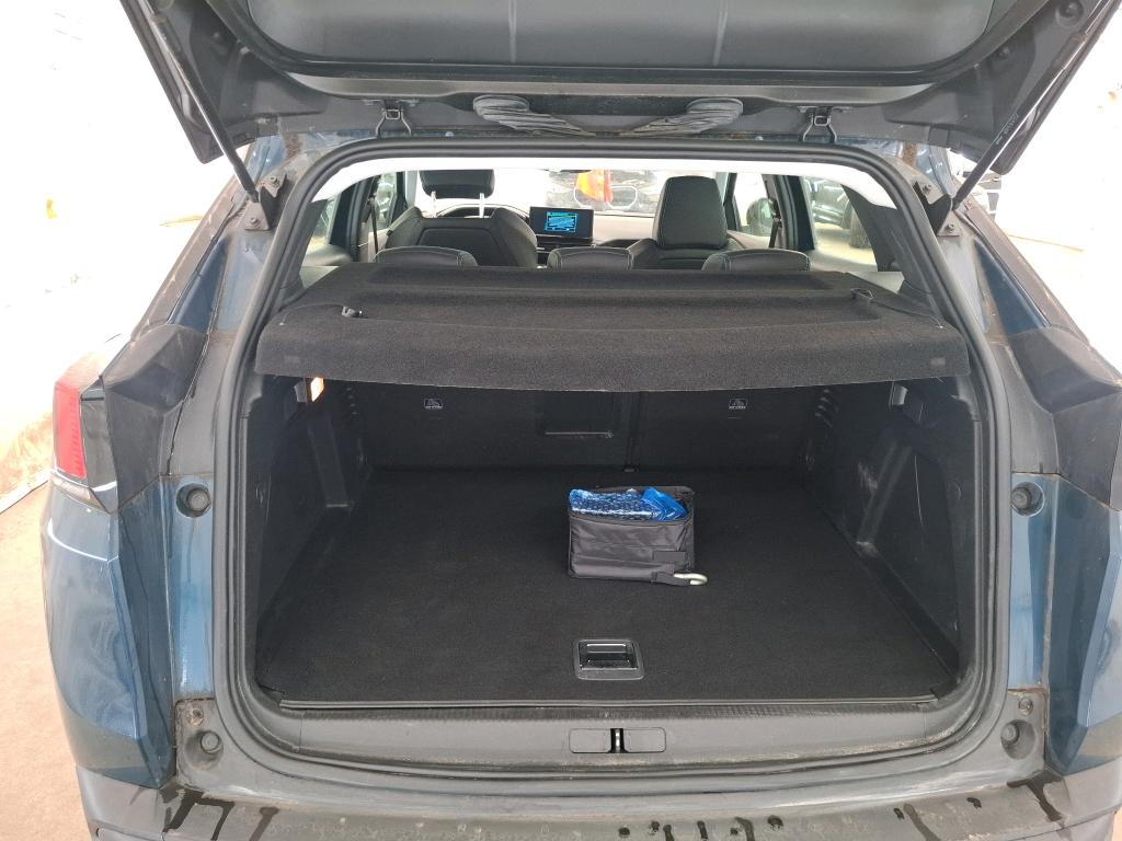 PEUGEOT 3008 Hybrid 225 e-EAT8 Active Pack 2023