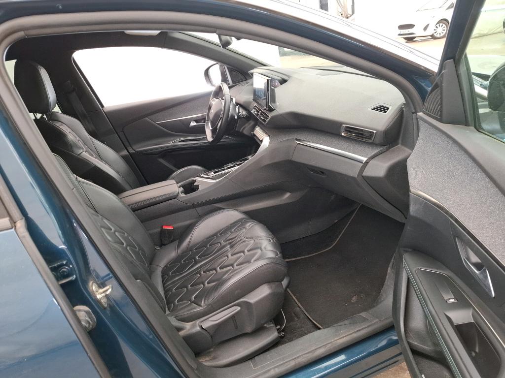 PEUGEOT 3008 Hybrid 225 e-EAT8 Allure Pack 2023