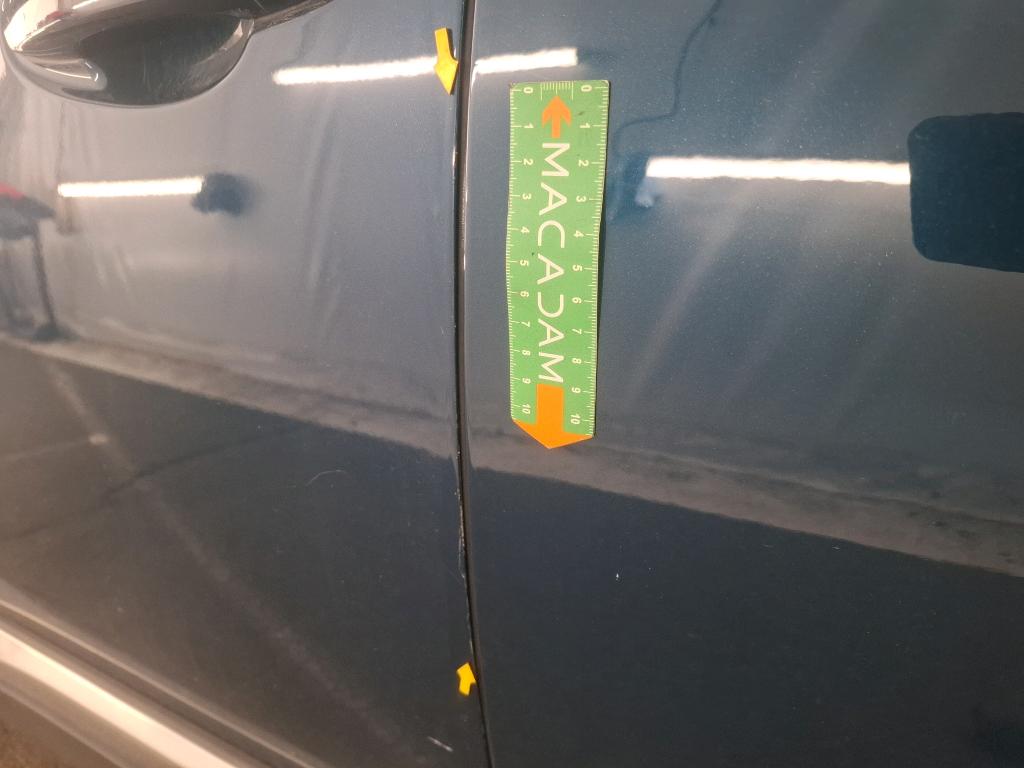 PEUGEOT 3008 Hybrid 225 e-EAT8 Allure Pack 2021