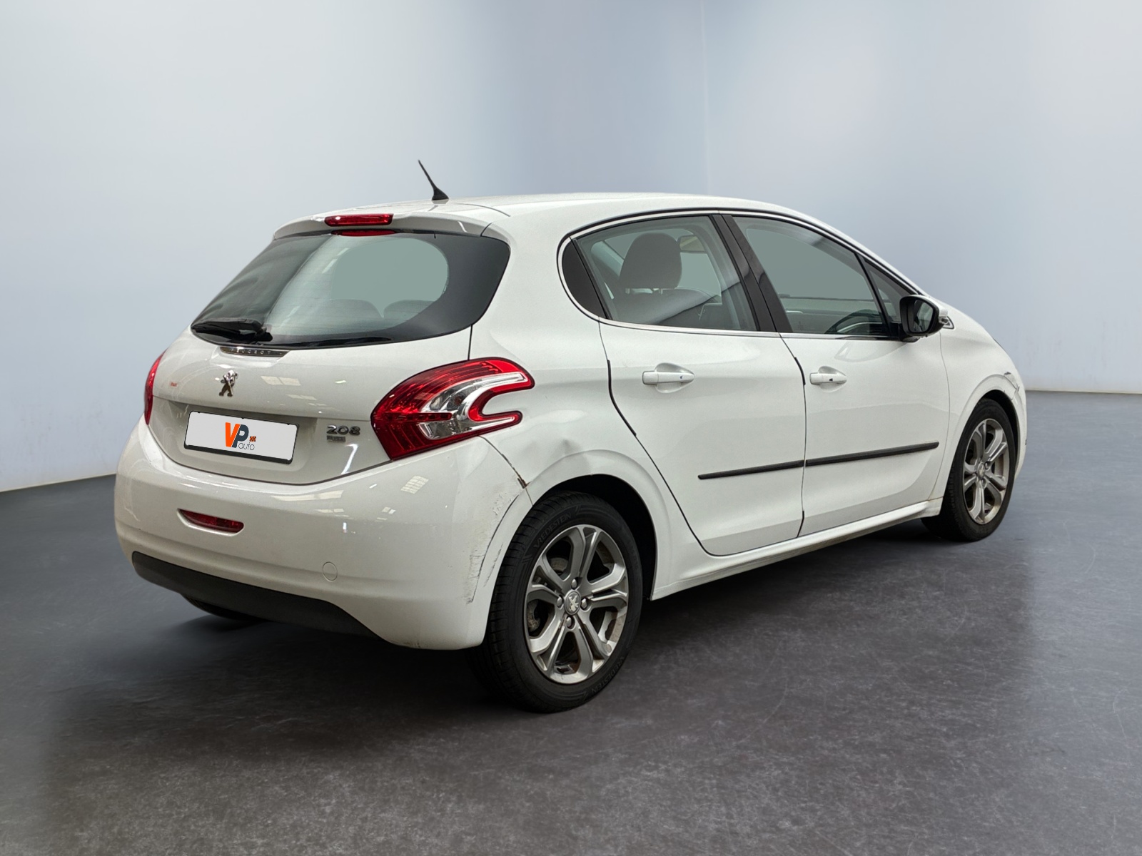 PEUGEOT 208 1.6 e-HDi 92ch ETG6 Allure 2014