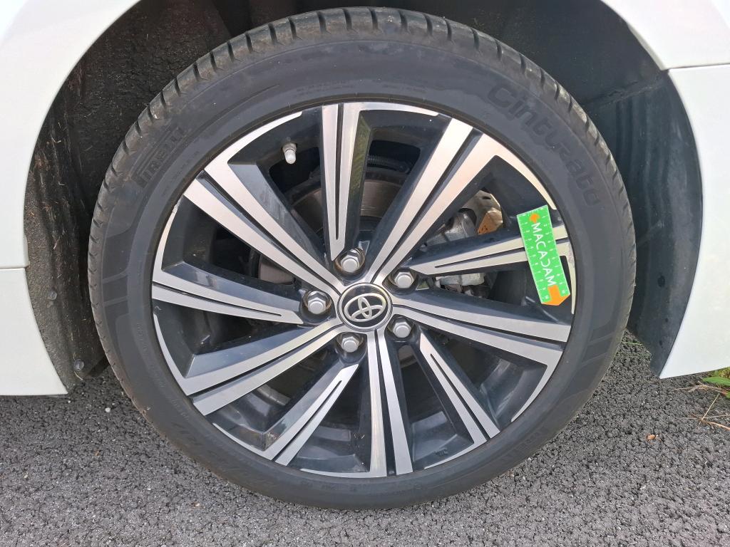 TOYOTA COROLLA TOURING Sports Hybride 184h Design 2021
