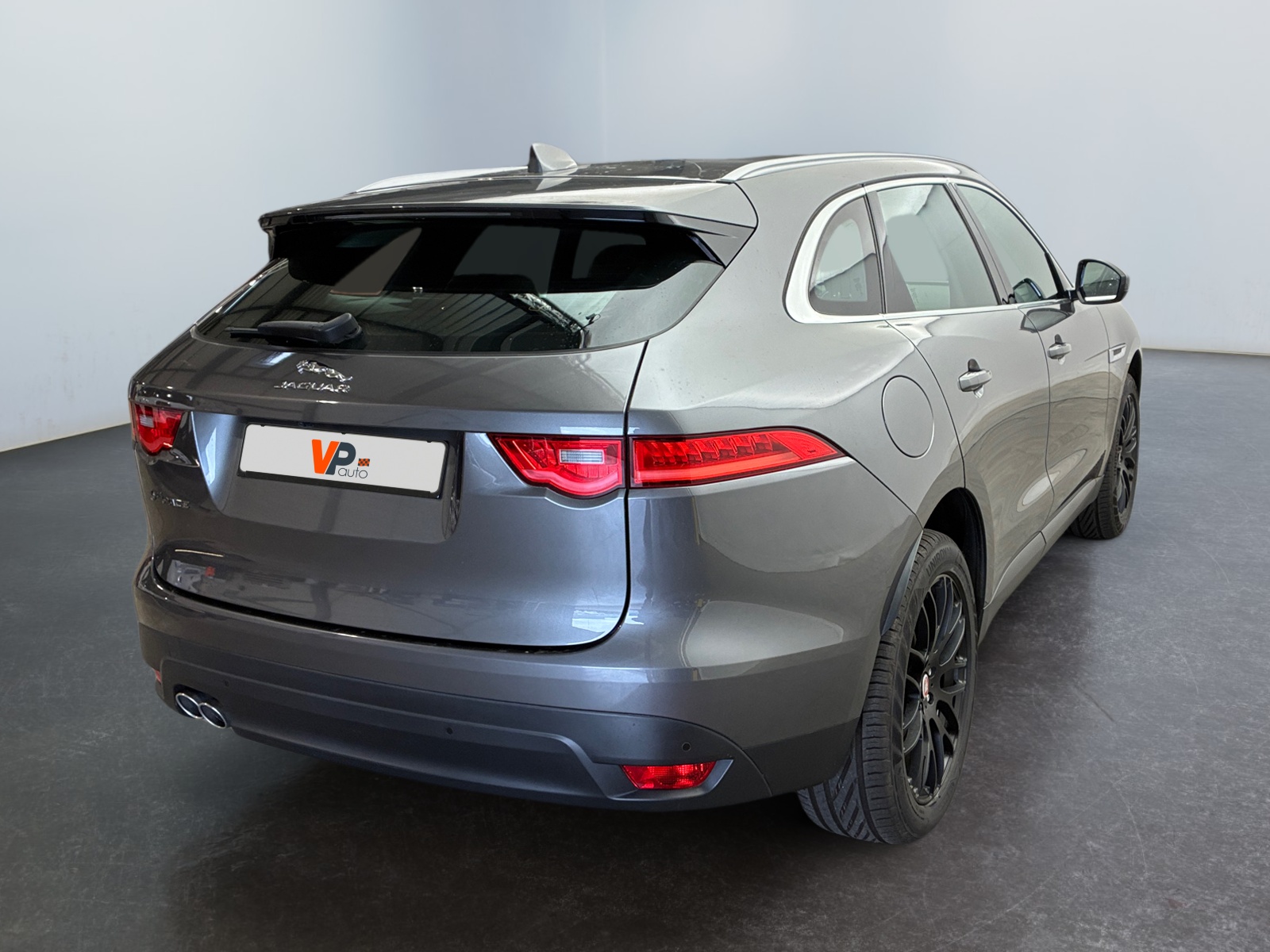 JAGUAR F-Pace 2.0 D - 180 ch AWD BVA8 Prestige Prestige 2018