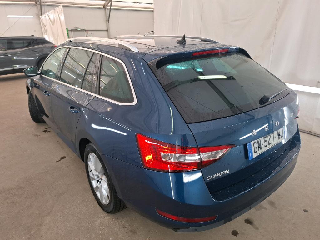 SKODA SUPERB COMBI 2.0 TDI 150 SCR DSG7 Business 2023