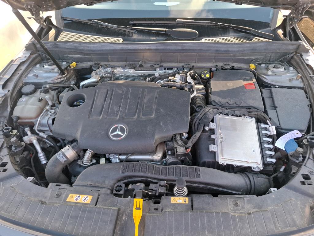 MERCEDES-BENZ MERCEDES GLB 200 d 8G-DCT Progressive Line 2022