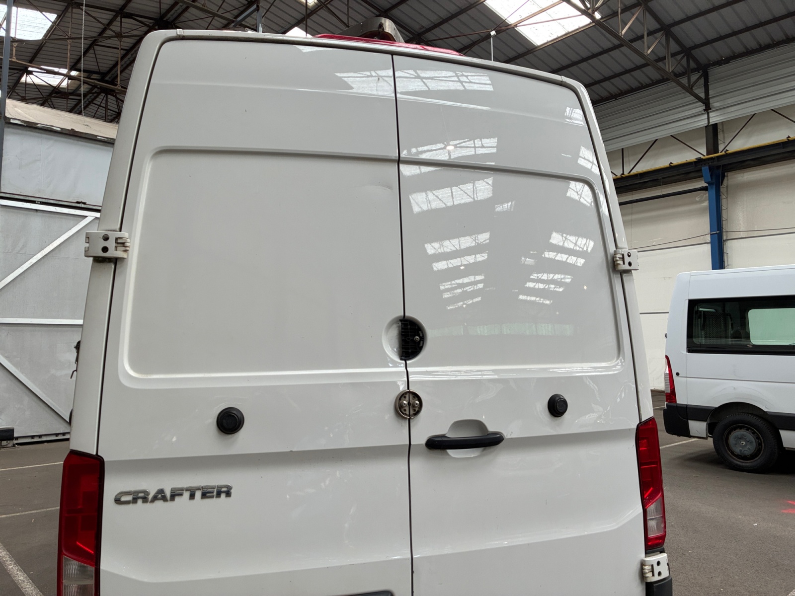 VOLKSWAGEN CRAFTER VAN CA 35 L4H3 2.0 TDI 140 CH BUSINESS LINE PLUS 6pl 2017