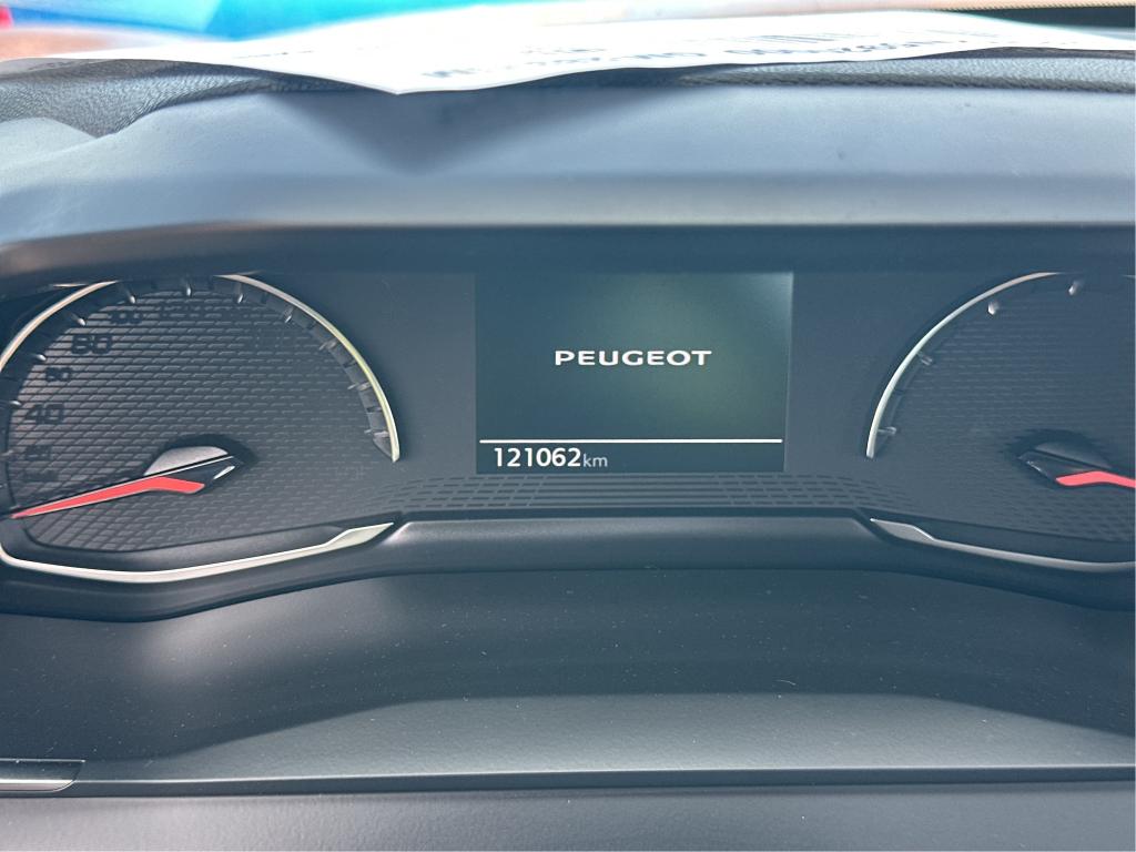 PEUGEOT 208) 208 BlueHDi 100 S&S BVM6 Active Pack 2023
