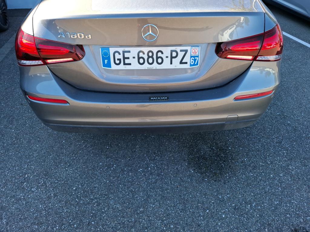 MERCEDES-BENZ MERCEDES CLASSE A 180 d 8G-DCT Style Line 2022