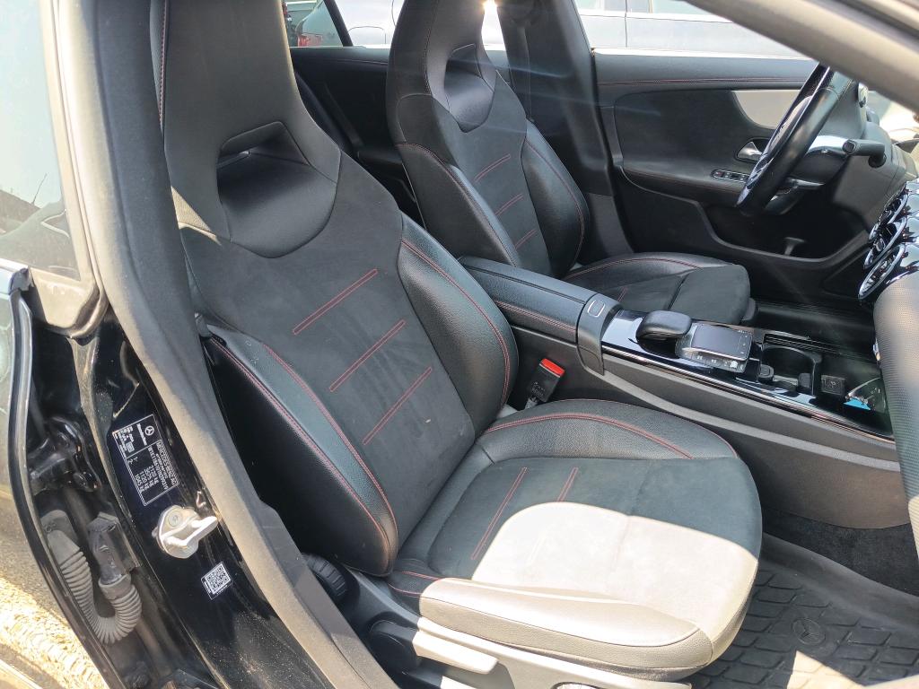 MERCEDES-BENZ MERCEDES CLASSE CLA SHOOTING Brake 180 d 8G-DCT AMG Line 2022