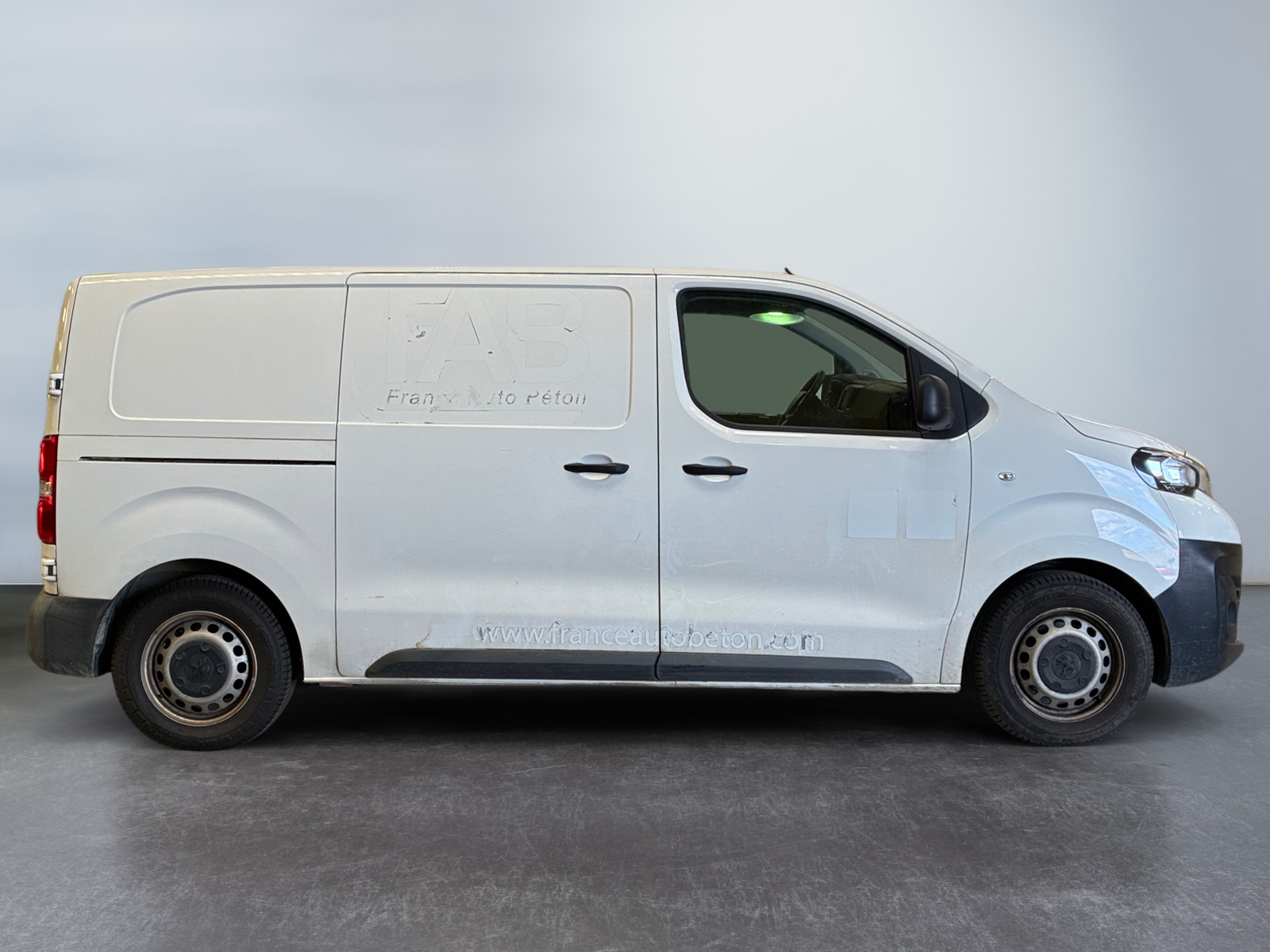 PEUGEOT Expert Asphalt Standard 1,5L B 2022