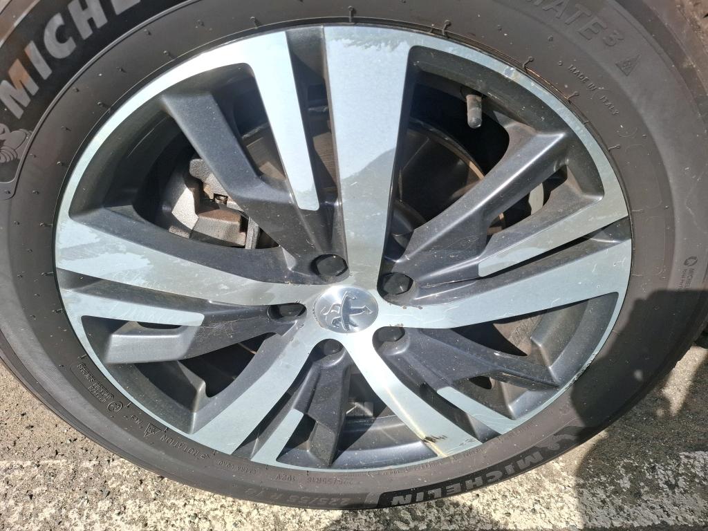 PEUGEOT 3008 Hybrid 225 e-EAT8 Allure Pack 2022