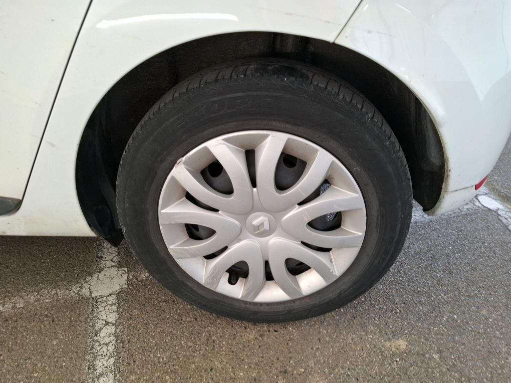 RENAULT CLIO SOCIETE DCI 90 ENERGY E6C AIR MEDIANAV 2019