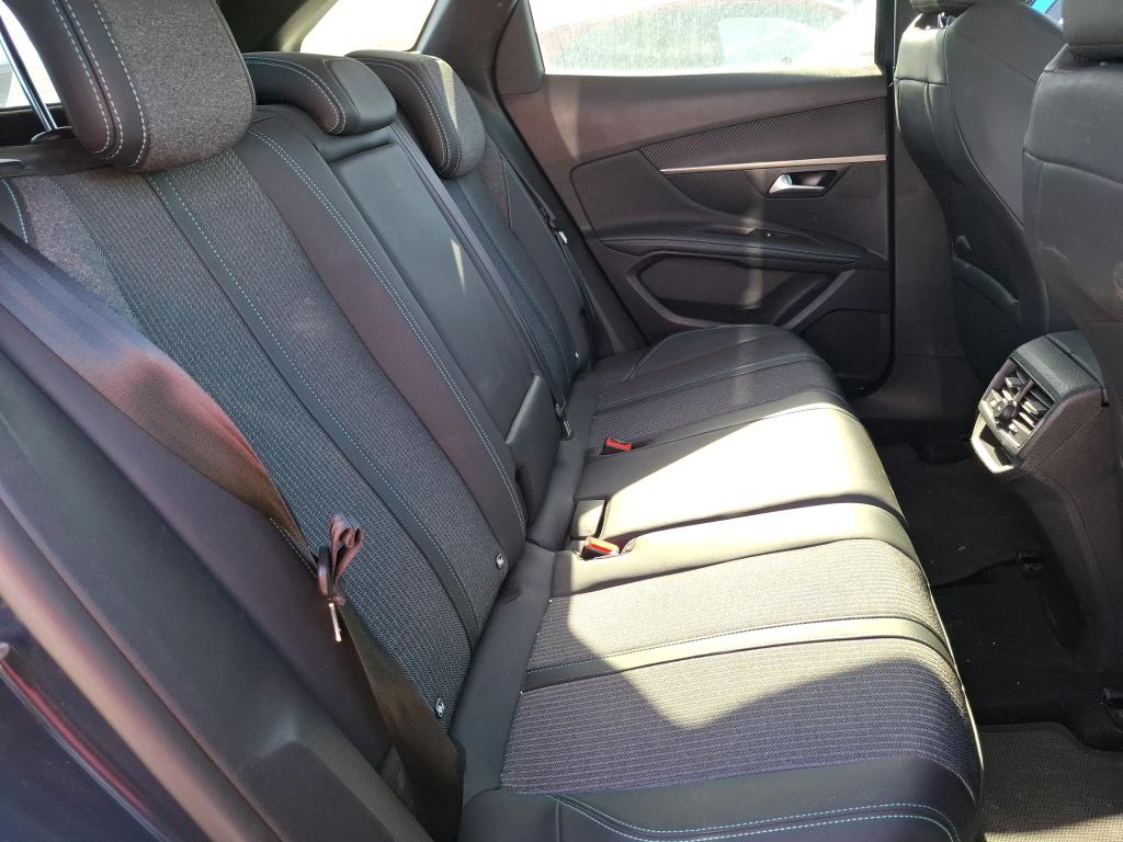 PEUGEOT 3008 Puretech 130ch S&S BVM6 Allure 2023