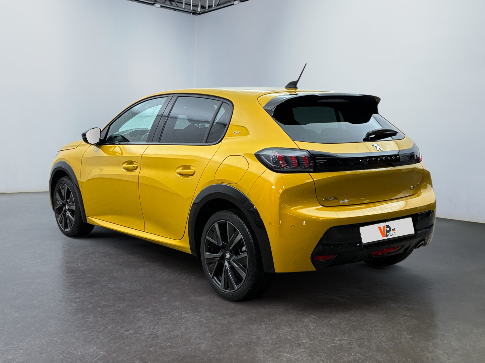 PEUGEOT 208 PureTech 100 S&S EAT8 GT 2023