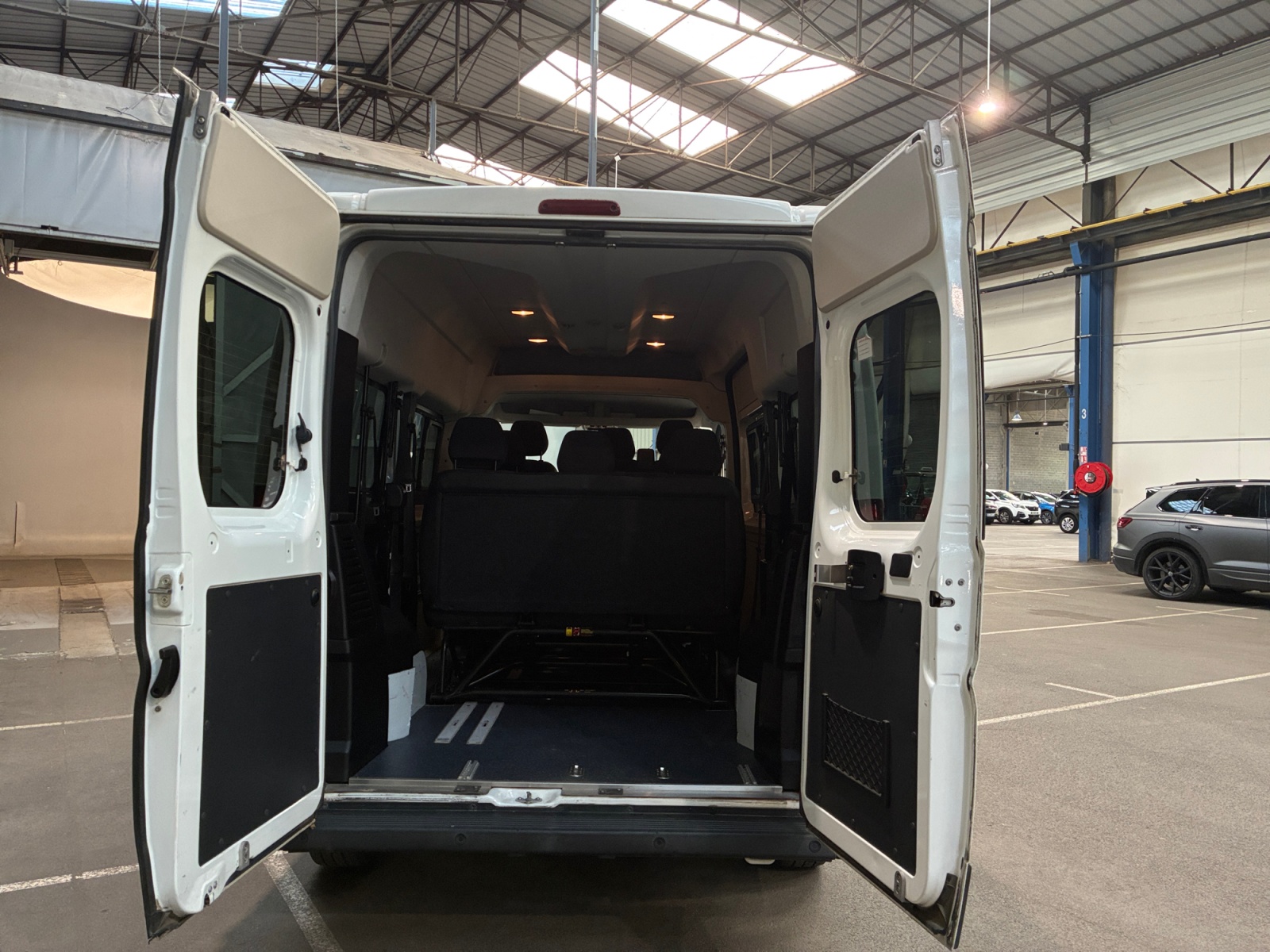CITROEN JUMPER COMBI 33 L2H2 BlueHDI 140 S&S BVM6 Confort 2020