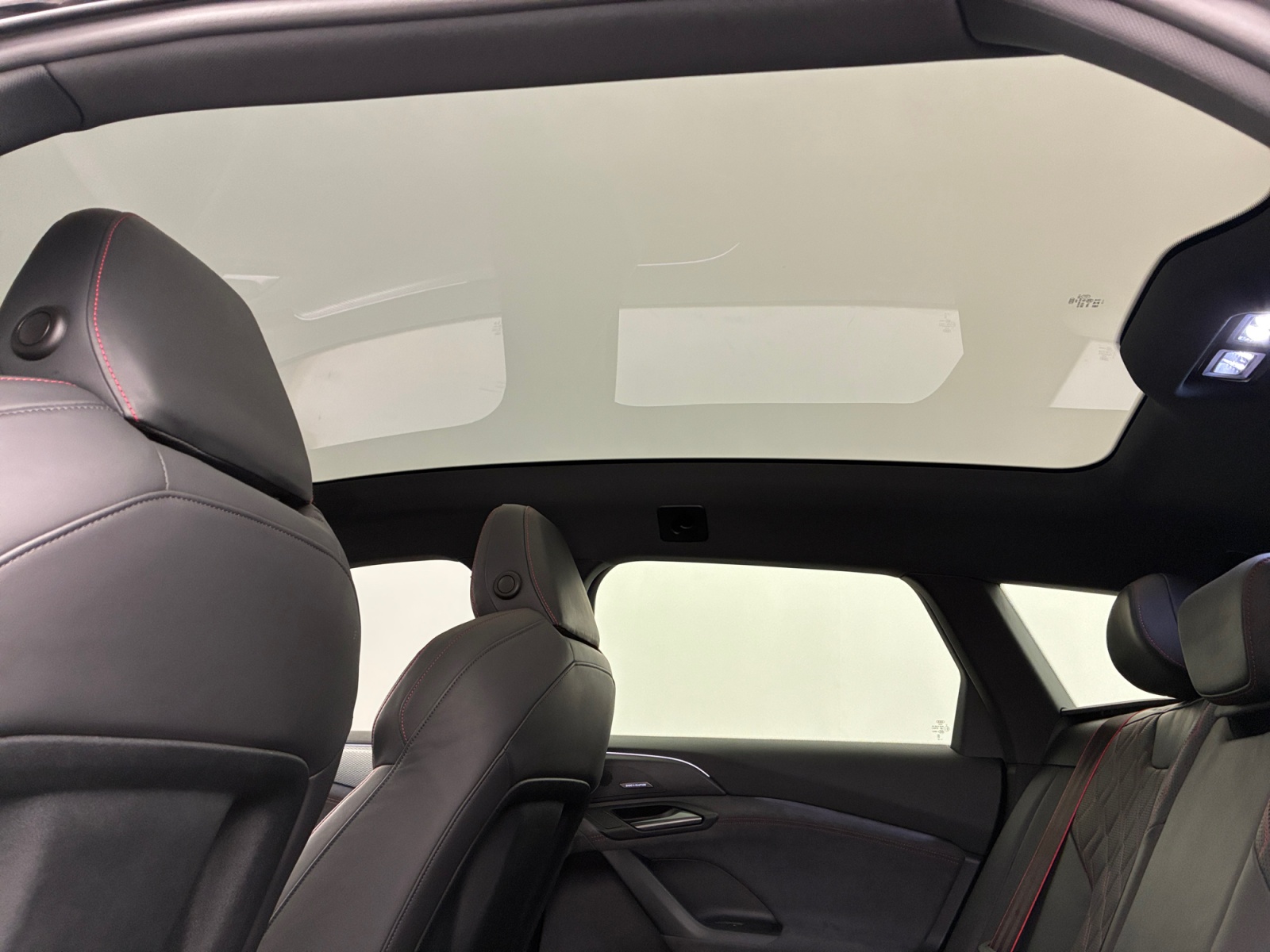 AUDI S6 AVANT E-TRON 2025