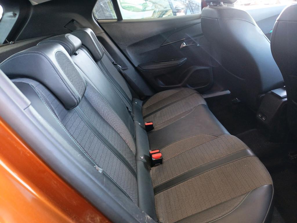 PEUGEOT 2008 BUSINESS PureTech 130 S&S EAT8 Allure 2021