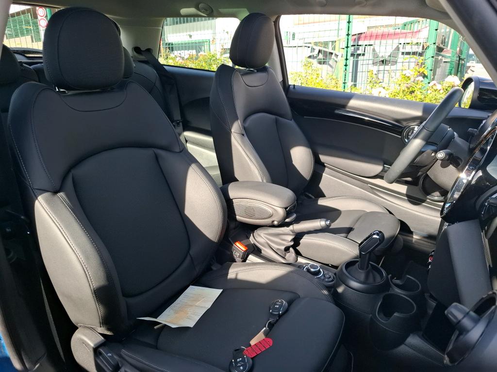 MINI HATCH 3 Portes Cooper 136 ch BVA7 Edition Camden 2023