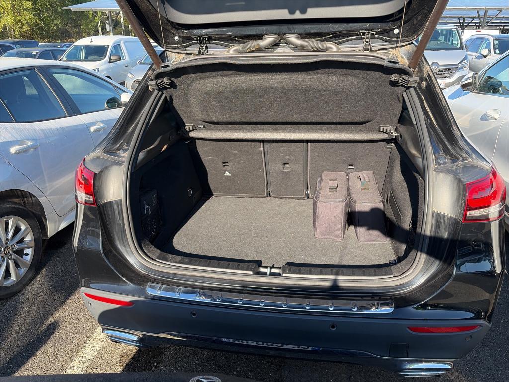 MERCEDES-BENZ GLA 250 e 8G-DCT Progressive Line 2021