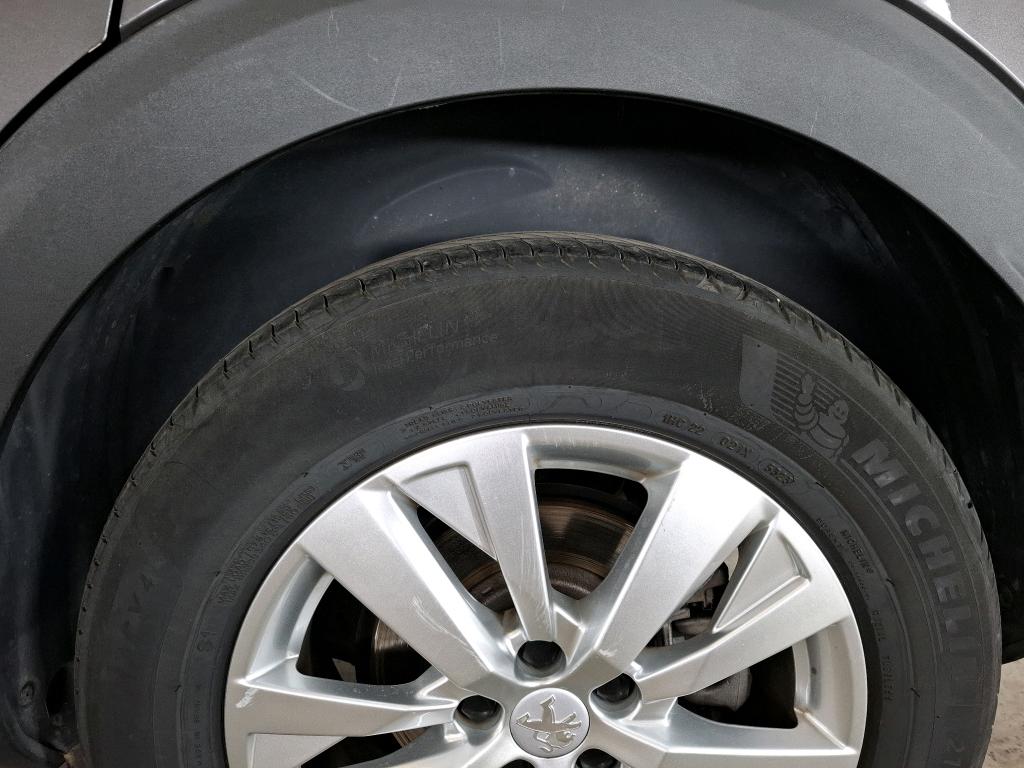 PEUGEOT 3008 Hybrid 136 e-DCS6 Active Pack 2024