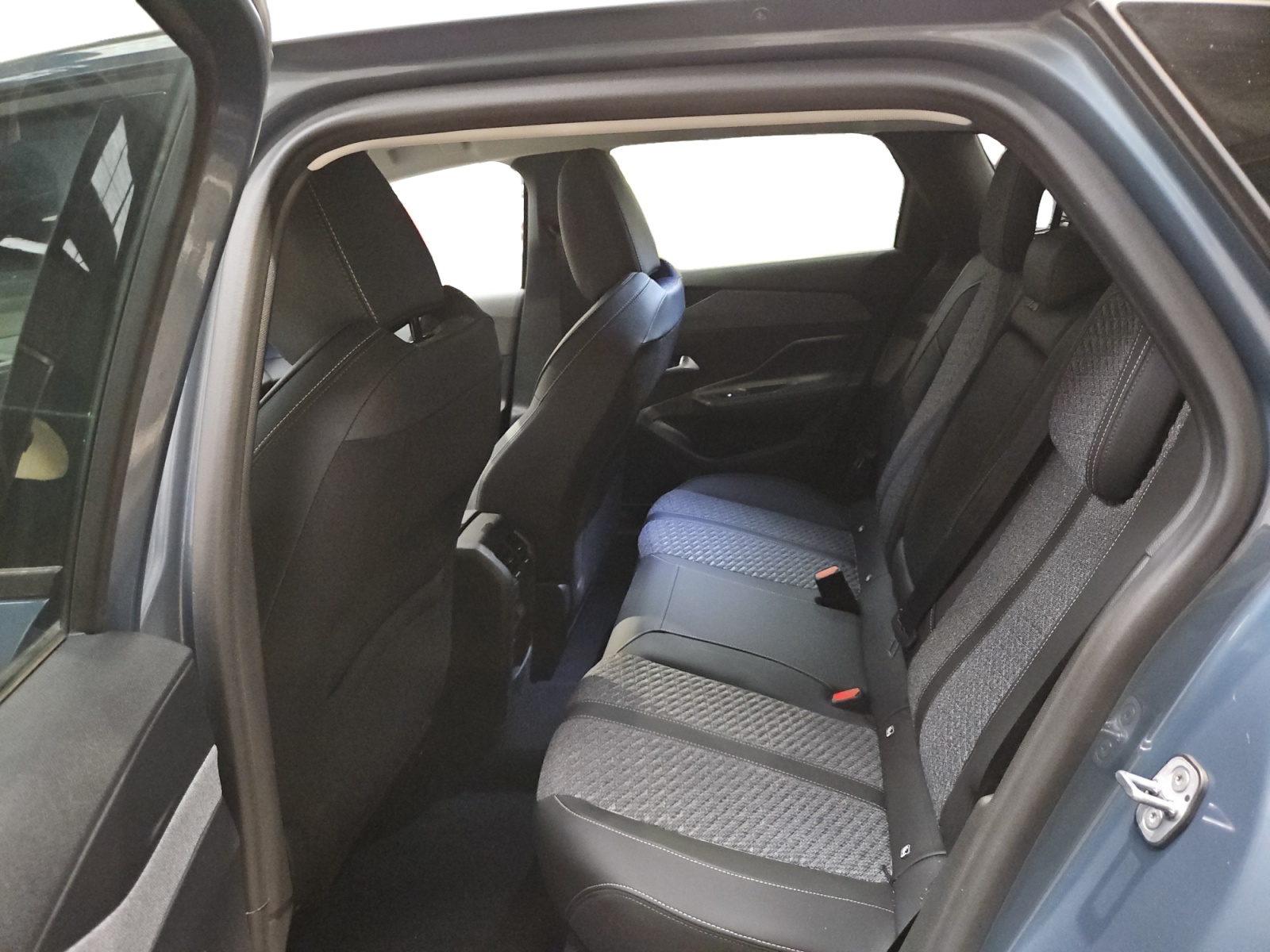 PEUGEOT 308 SW BlueHDi 130ch S&S EAT8 2026