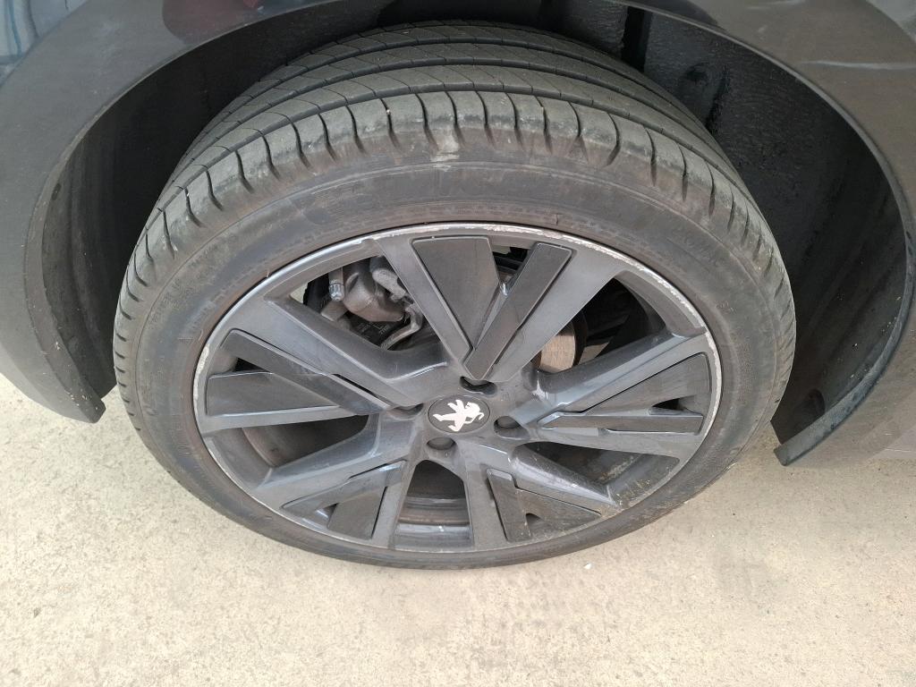 PEUGEOT 208) 208 PureTech 100 S&S BVM6 GT 2023